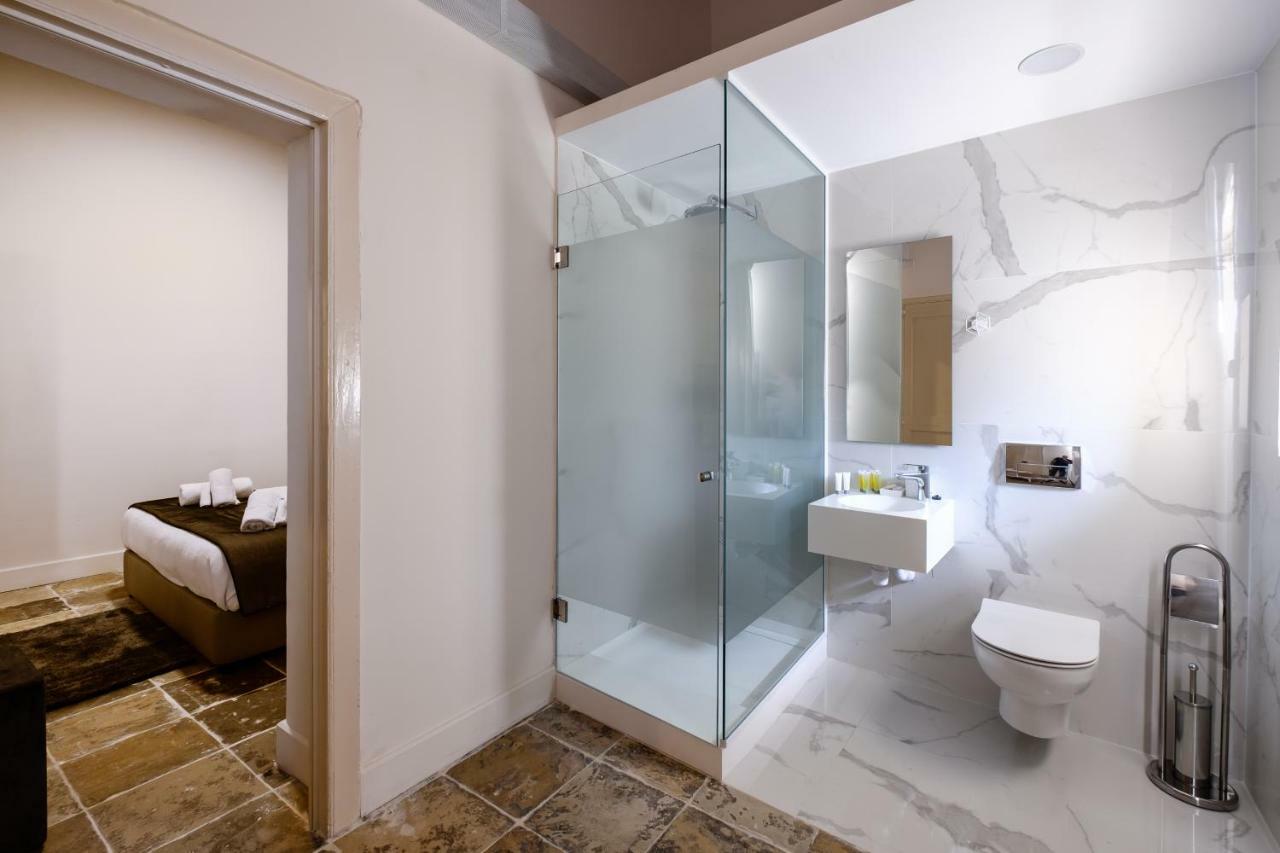 Old Town Mansion 3* לימסול